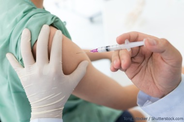 Право родителей на отказ от вакцинации детей нужно уважать — РПЦ